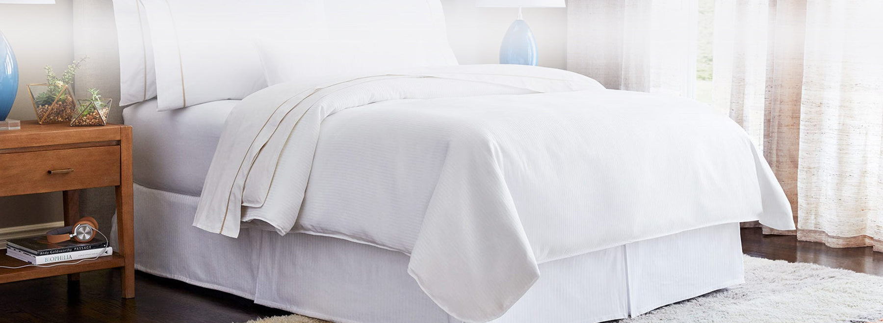 What is Difference Between Comforter and Duvet