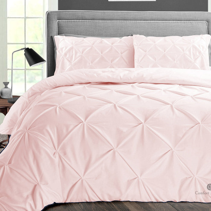 Comfort Beddings Blush Pinch Comforter, 250 GSM siliconized microfiber