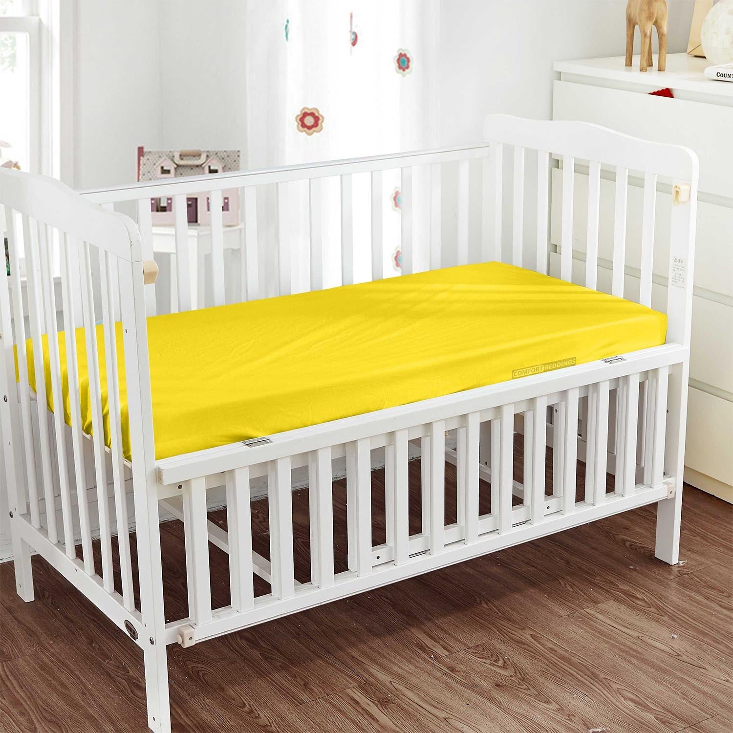 Yellow fitted crib sheet, 100% Egyptian cotton