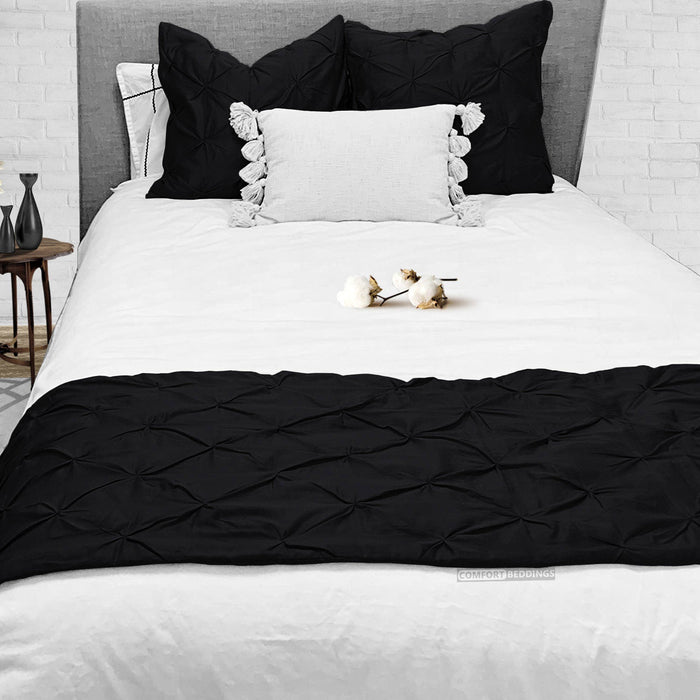 Black Pinch Bed Runner Set
