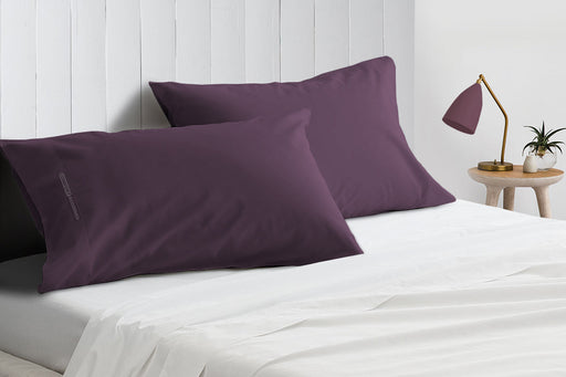 Plum Pillowcases Set