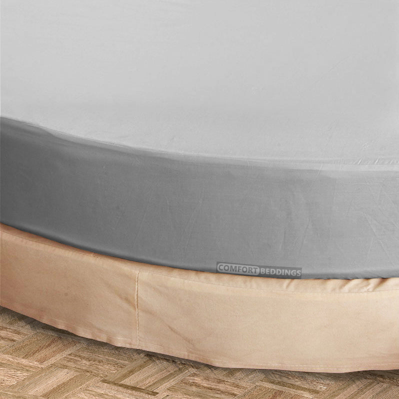 Light gray round bed sheets